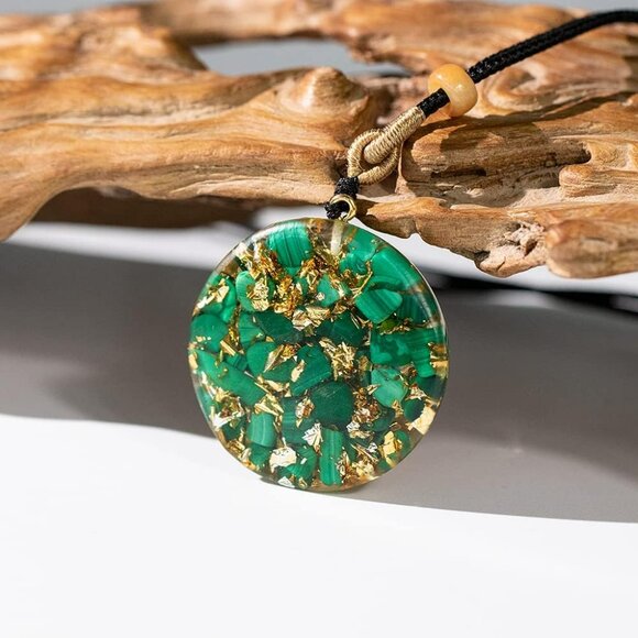 Orgonite Necklace With Malachite And Flower Of Life - Healing Crystals For Energ - Picture 4 of 7